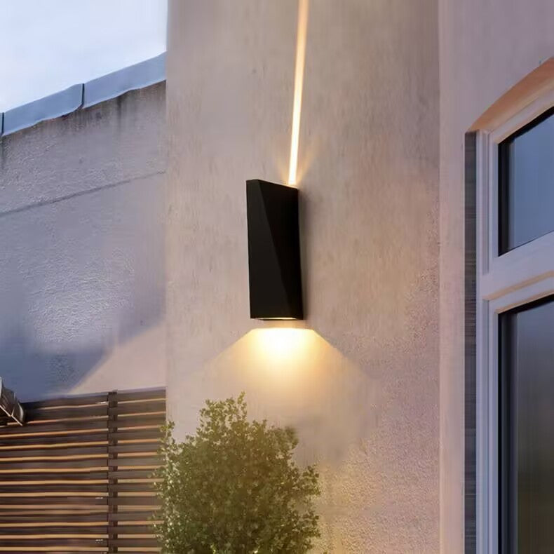 Waterproof Outdoor Wall Yard Lamp
