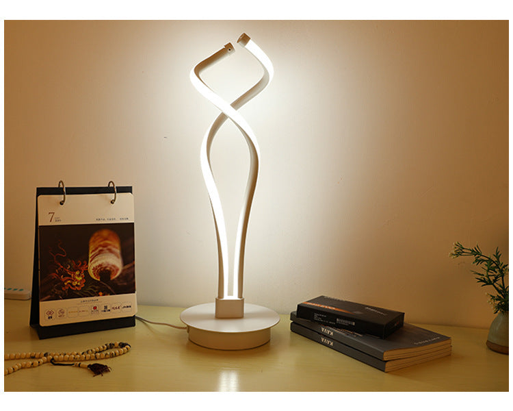 Simple Nordic Desk Led Table Lamp